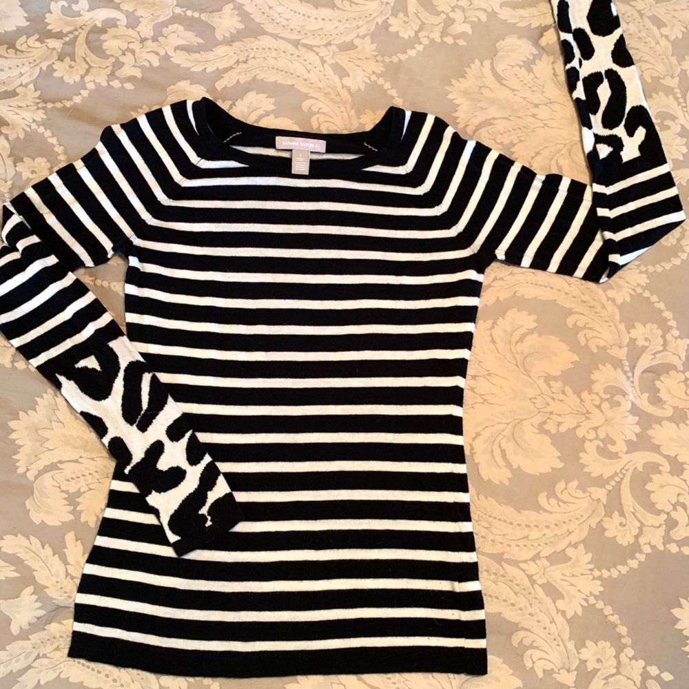 Banana Republic Black/White Sweater, S